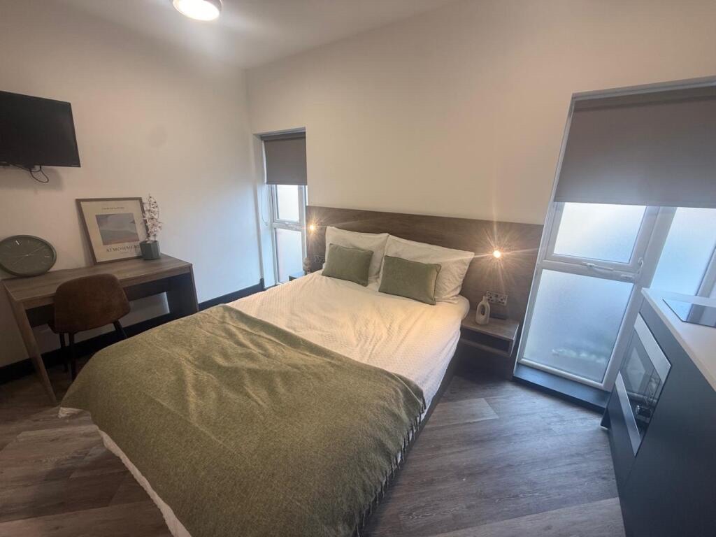 Studio Flat, Uttoxeter Old Road, DE1 photo 4