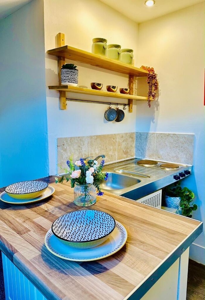 Studio Flat, Bailey St, DE23 photo 3
