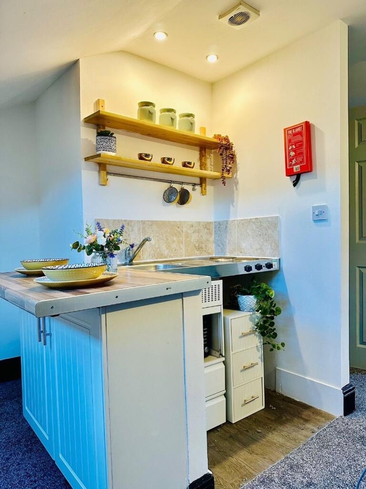 Studio Flat, Bailey St, DE23 photo 4