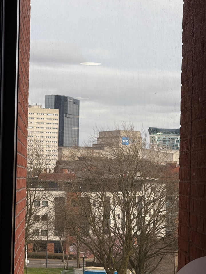 Room in a Shared Flat, J Q Rise, B1 photo 3