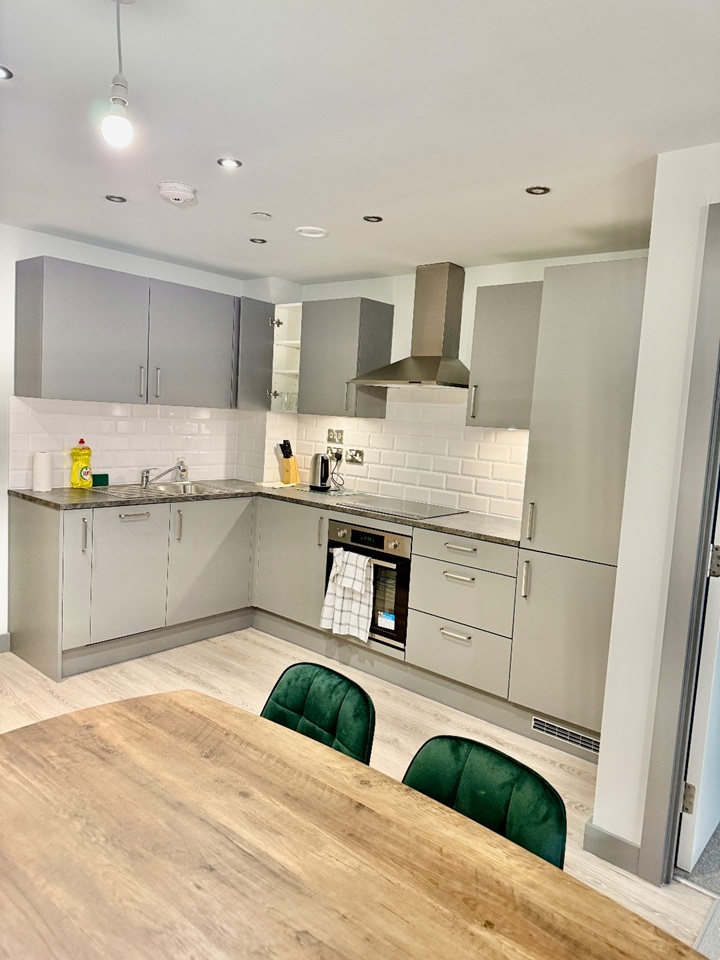 Room in a Shared Flat, J Q Rise, B1 photo 5