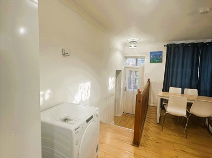 Studio Flat, Aylmer Drive, HA7