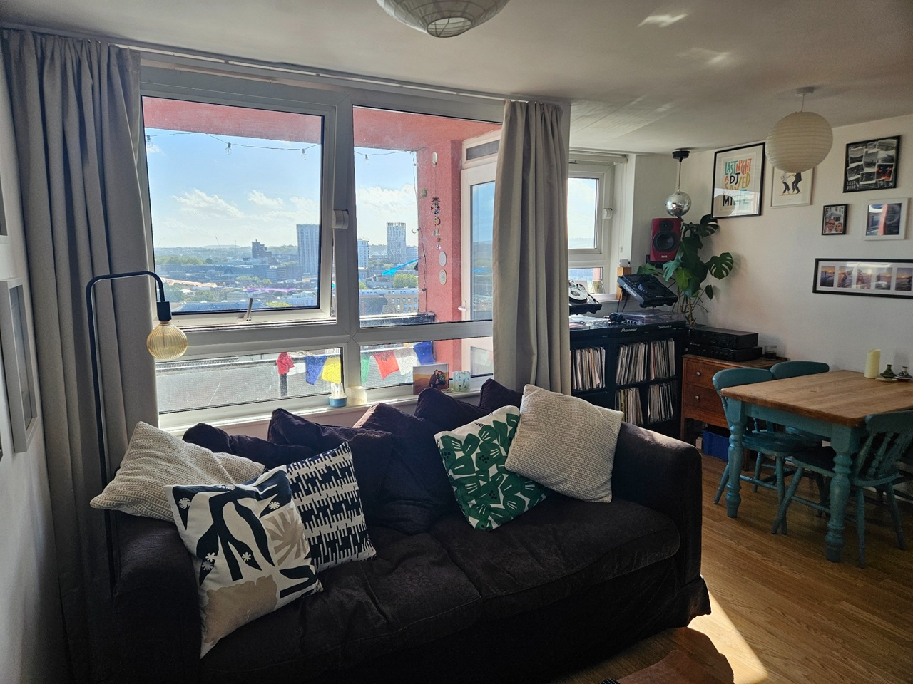 2 Bed Maisonette, Dove St, BS2 photo 5