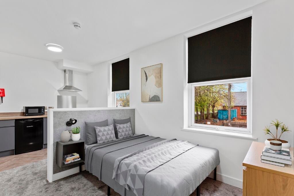 Studio Flat, Green Lane, DE1