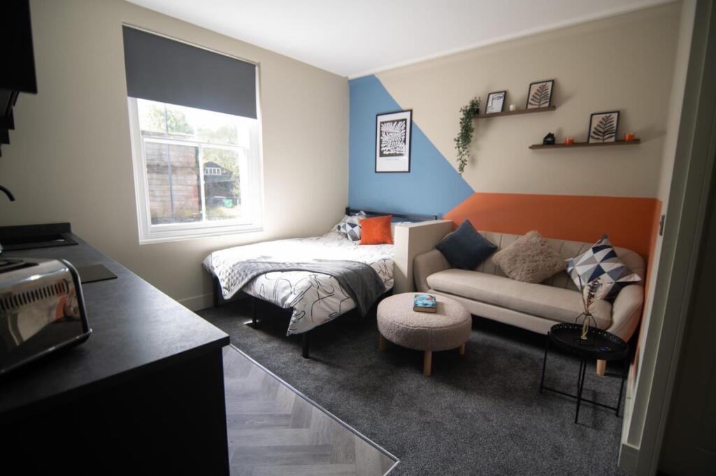 Studio Flat, Friar Gate, DE1