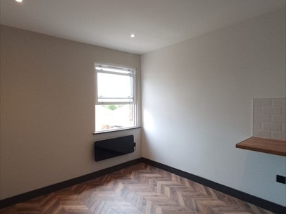 Studio Flat, The Boulevard, SW17