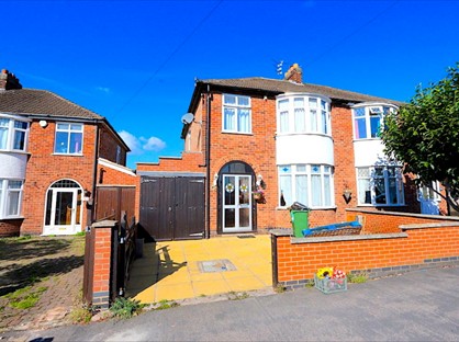 3 Bed Semi-Detached House, Park Drive, LE3