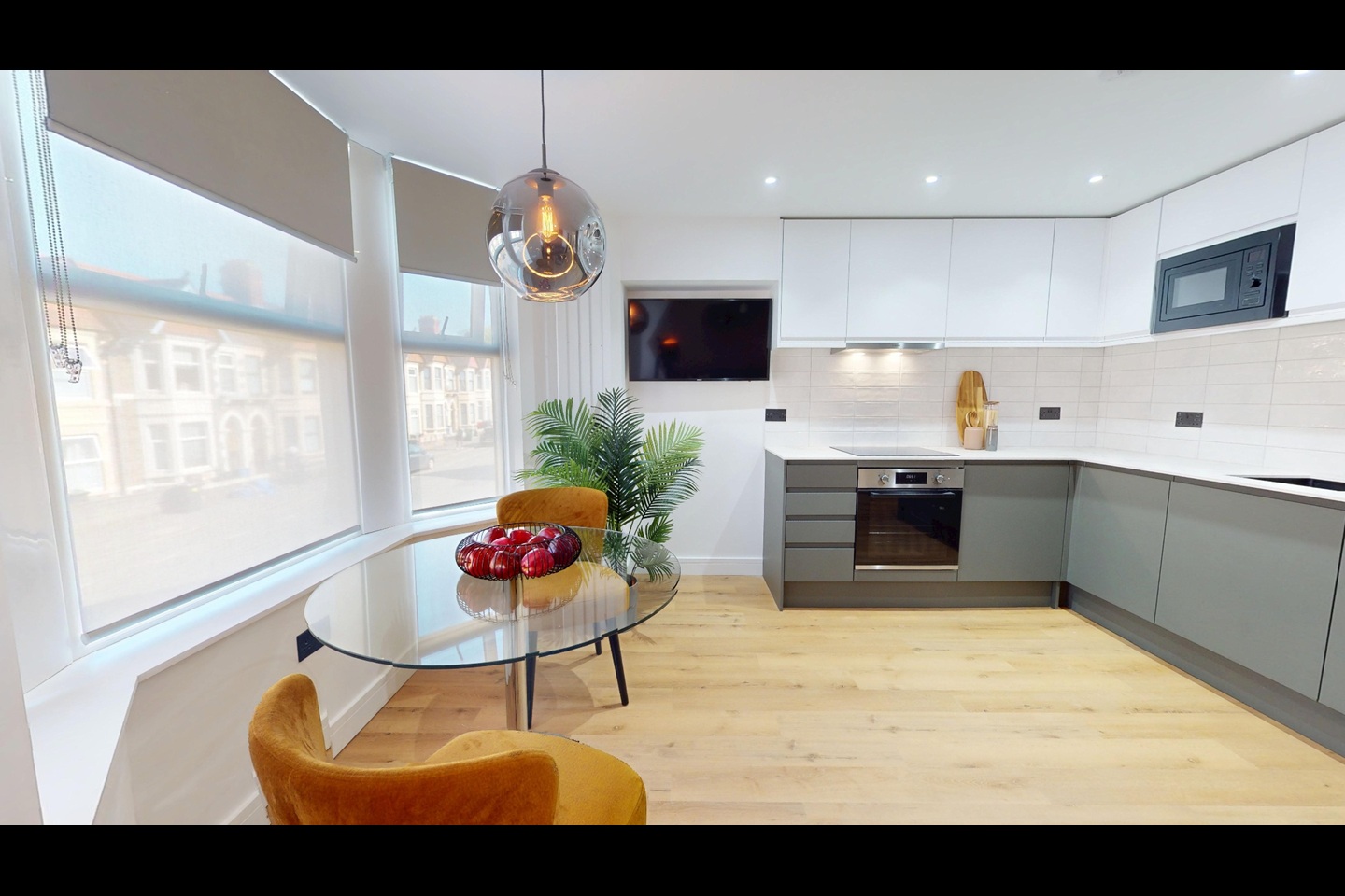 2 Bed Flat, Monthermer Road, CF24 photo 3