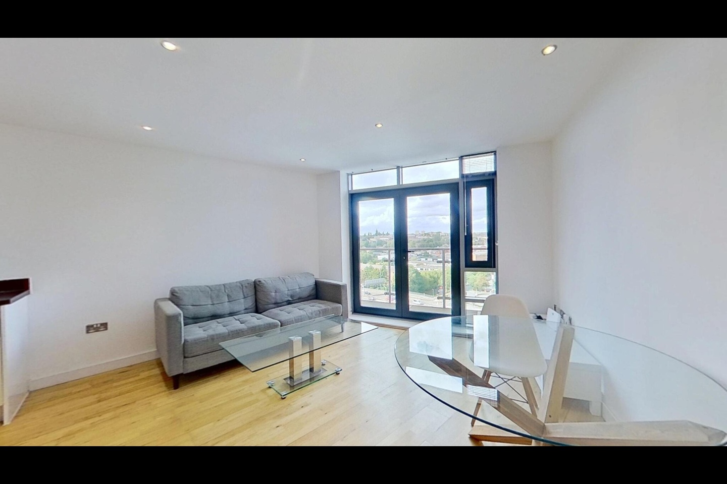 1 Bed Flat, Gotts Road, LS12