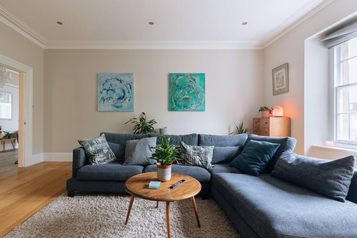 3 Bed Flat, Cambridge Park, BS6 photo 2