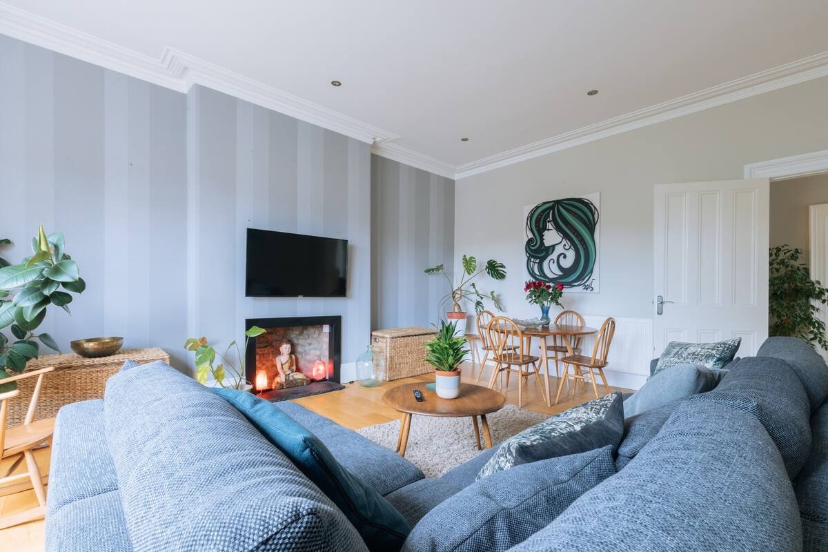 3 Bed Flat, Cambridge Park, BS6 photo 3