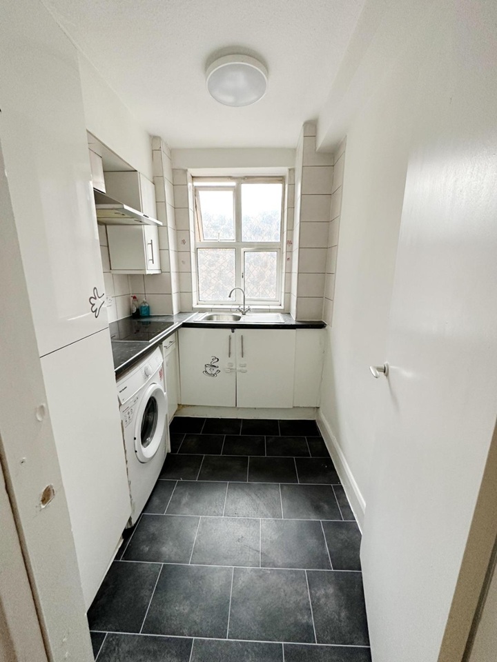 Room in a Shared Flat, Edgware Road, W2 photo 5