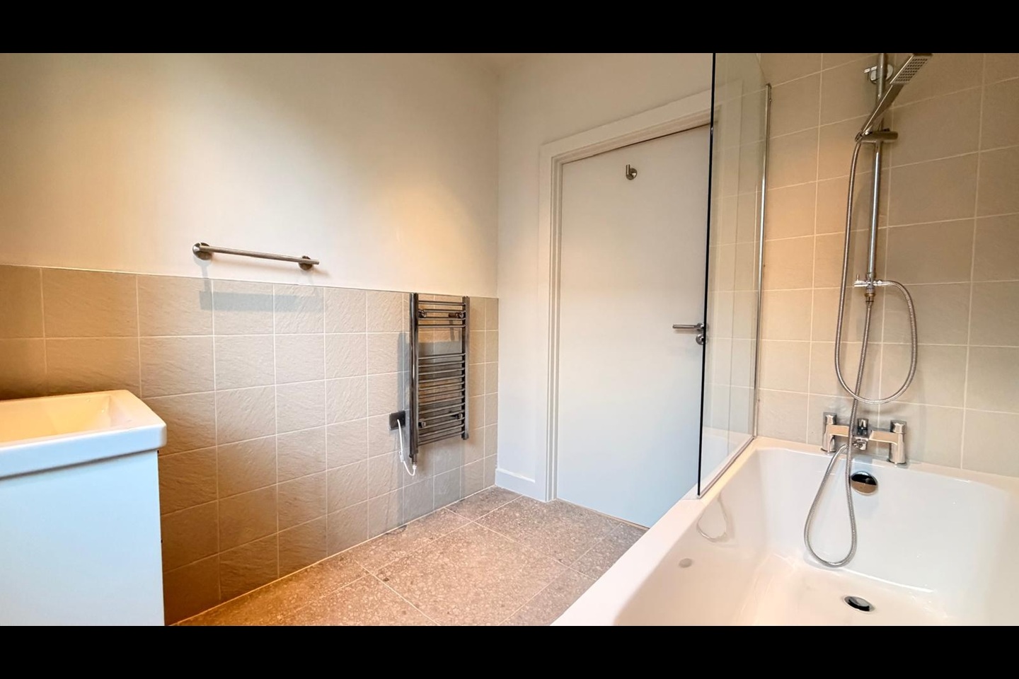 1 Bed Flat, Wilks Place, N1 photo 4