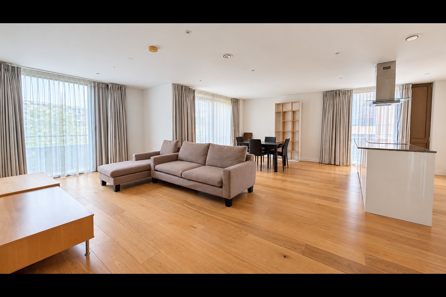 3 Bed Flat, Parkside, CB1 photo 3