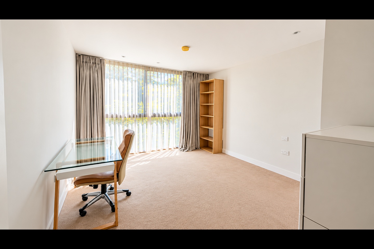 3 Bed Flat, Parkside, CB1 photo 5