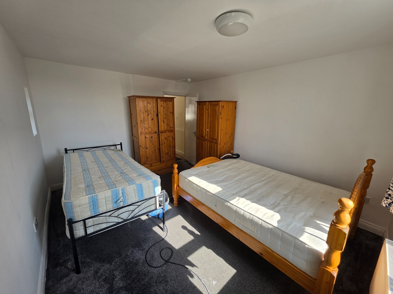 1 Bed Flat, Willesden Lane, NW6 photo 2
