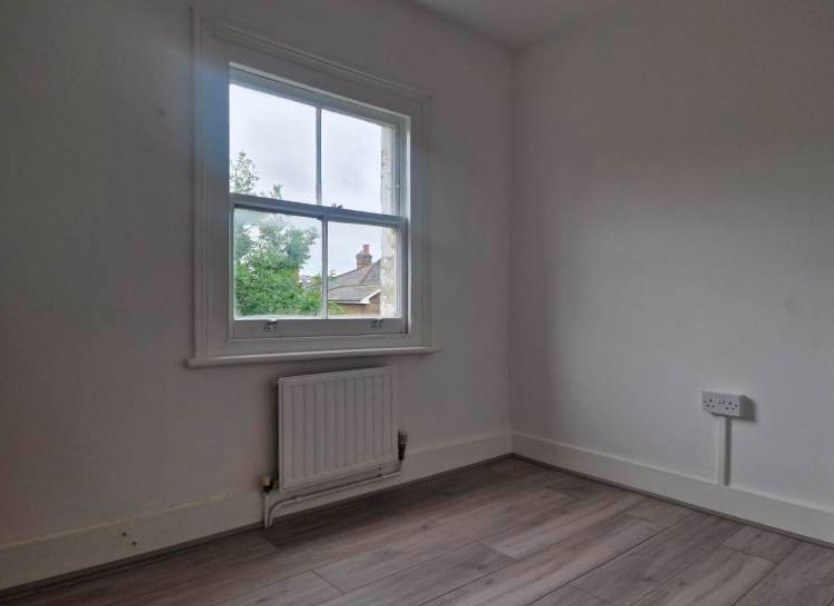 2 Bed Flat, East Dulwich Grove, SE22