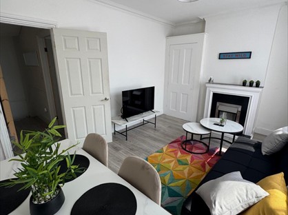 2 Bed Terraced House, Frant Road, CR7