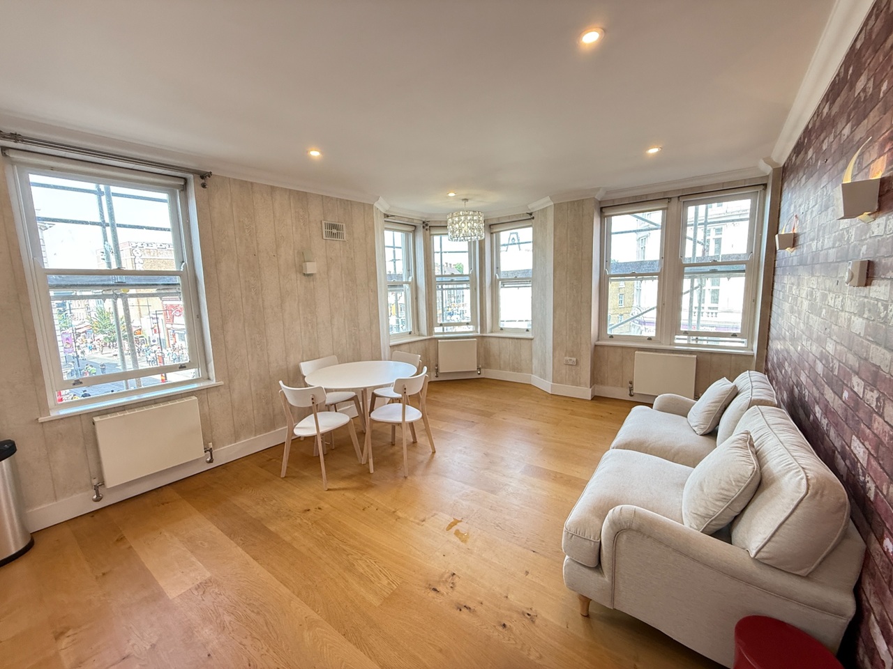 2 Bed Flat, Parkway, NW1 photo 5