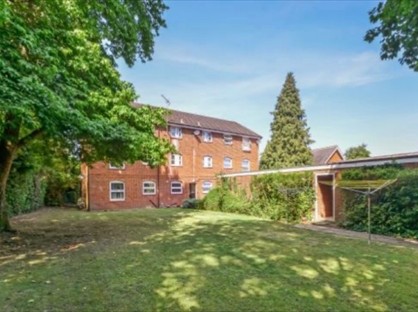 2 Bed Flat, Middlebridge St, SO51