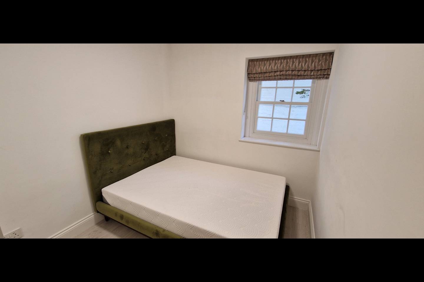 1 Bed Flat, Carlton Crescent, SO15 photo 3