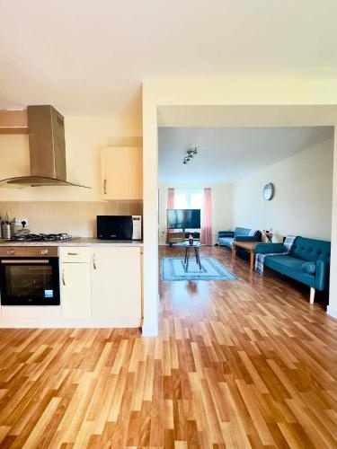4 Bed Terraced House, Castlebrae Place, EH16