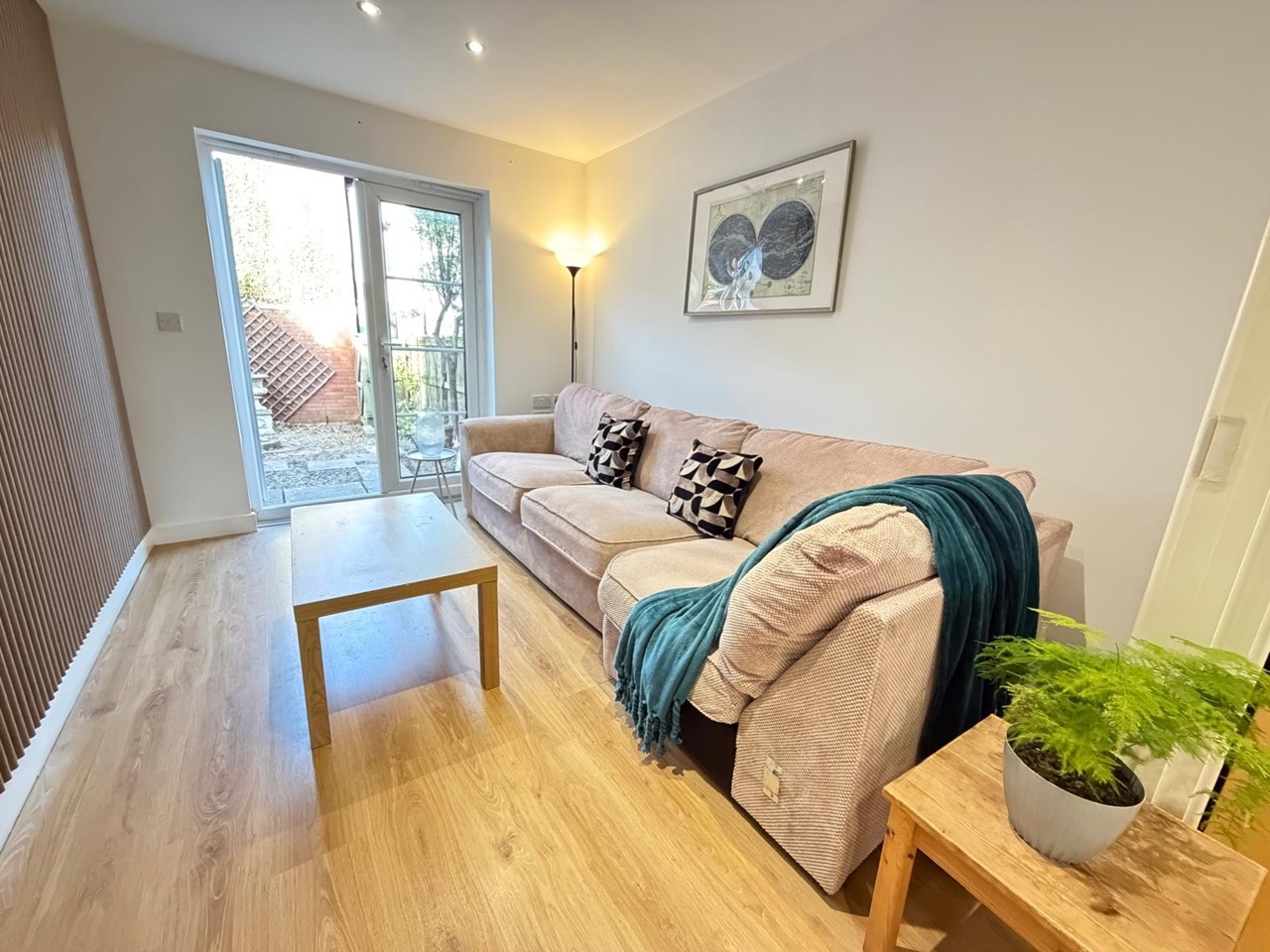 5 Bed End Terrace, Bartholomews Square, BS7