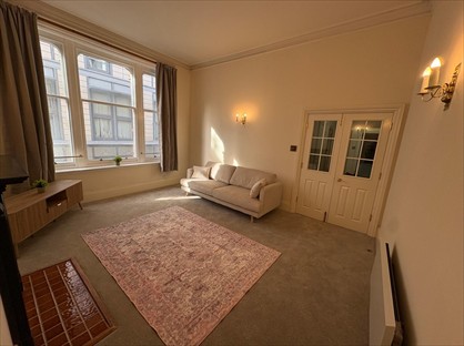 1 Bed Flat, Newton Chambers, B2