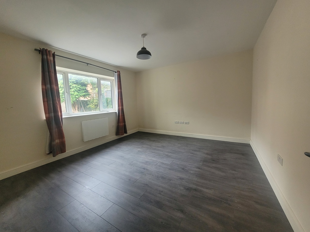 2 Bed Flat, Abbey Court, B23 photo 2