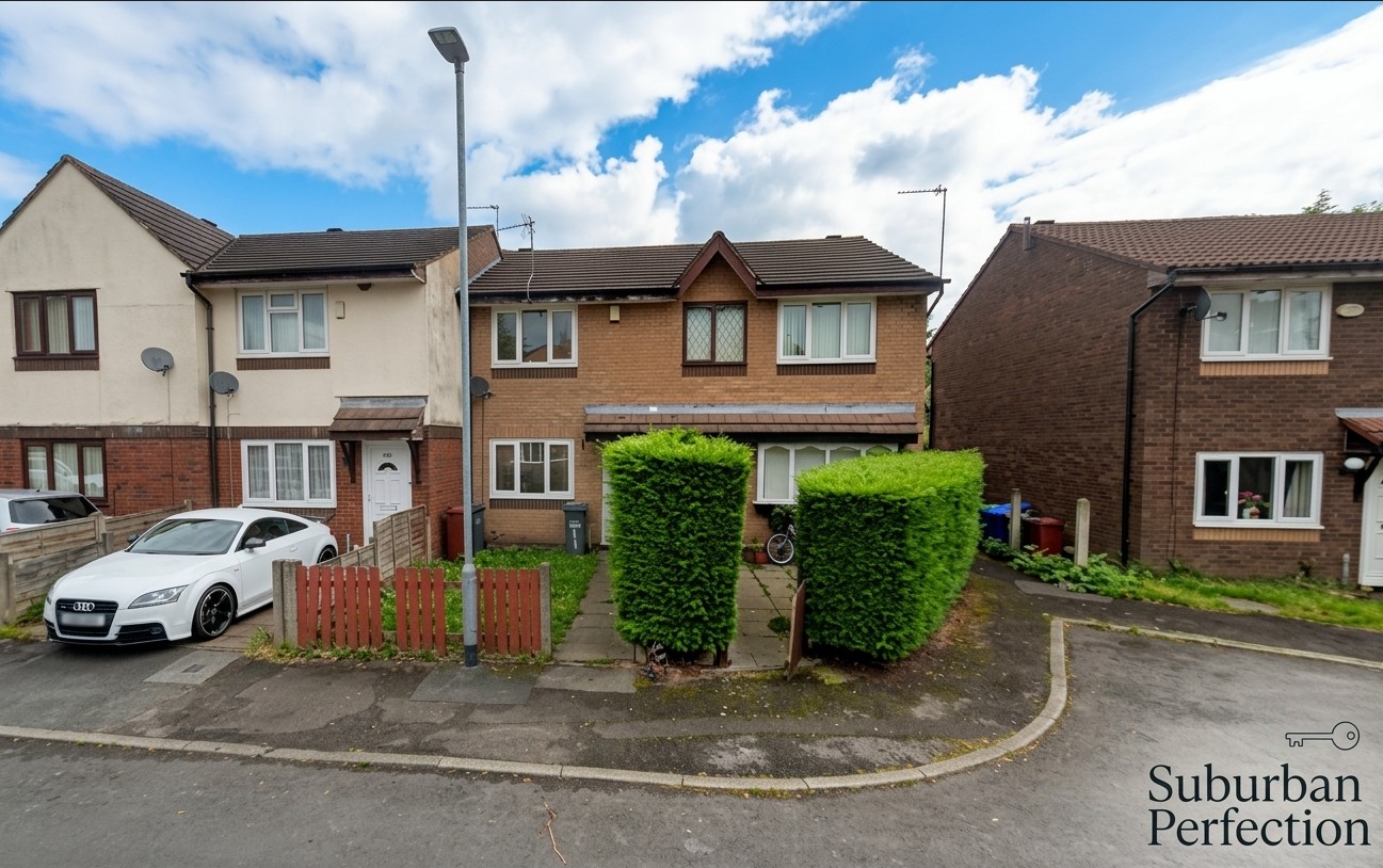 Room in a Shared House, Abercarn Close, M8