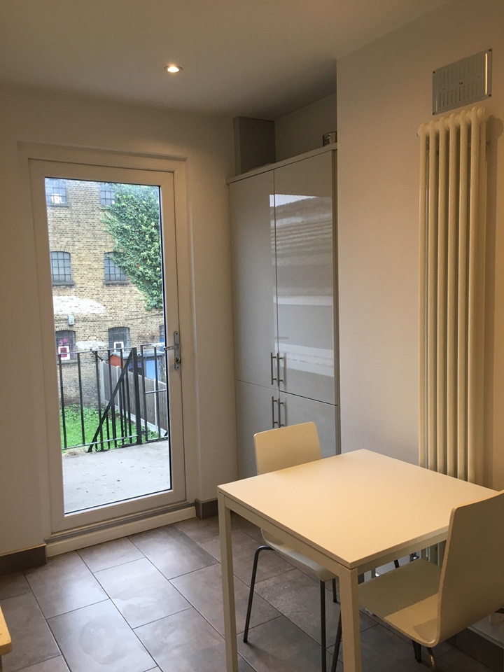 1 Bed Flat, Astbury Road, SE15 photo 5