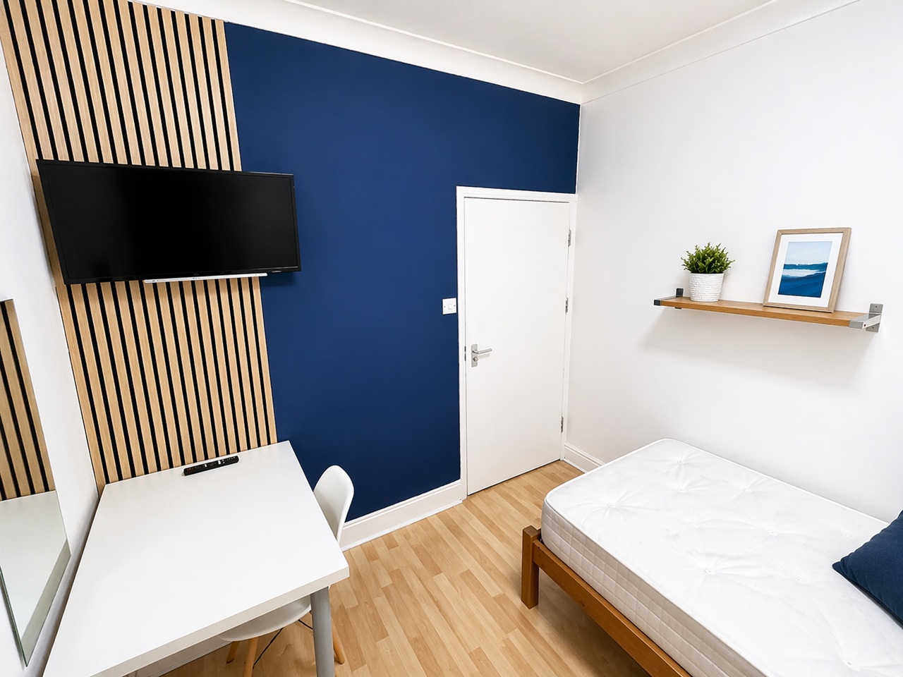 Room in a Shared House, Colver Road, S2