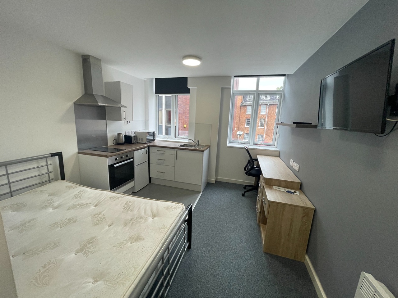 1 Bed Flat, Princess Road West, LE1