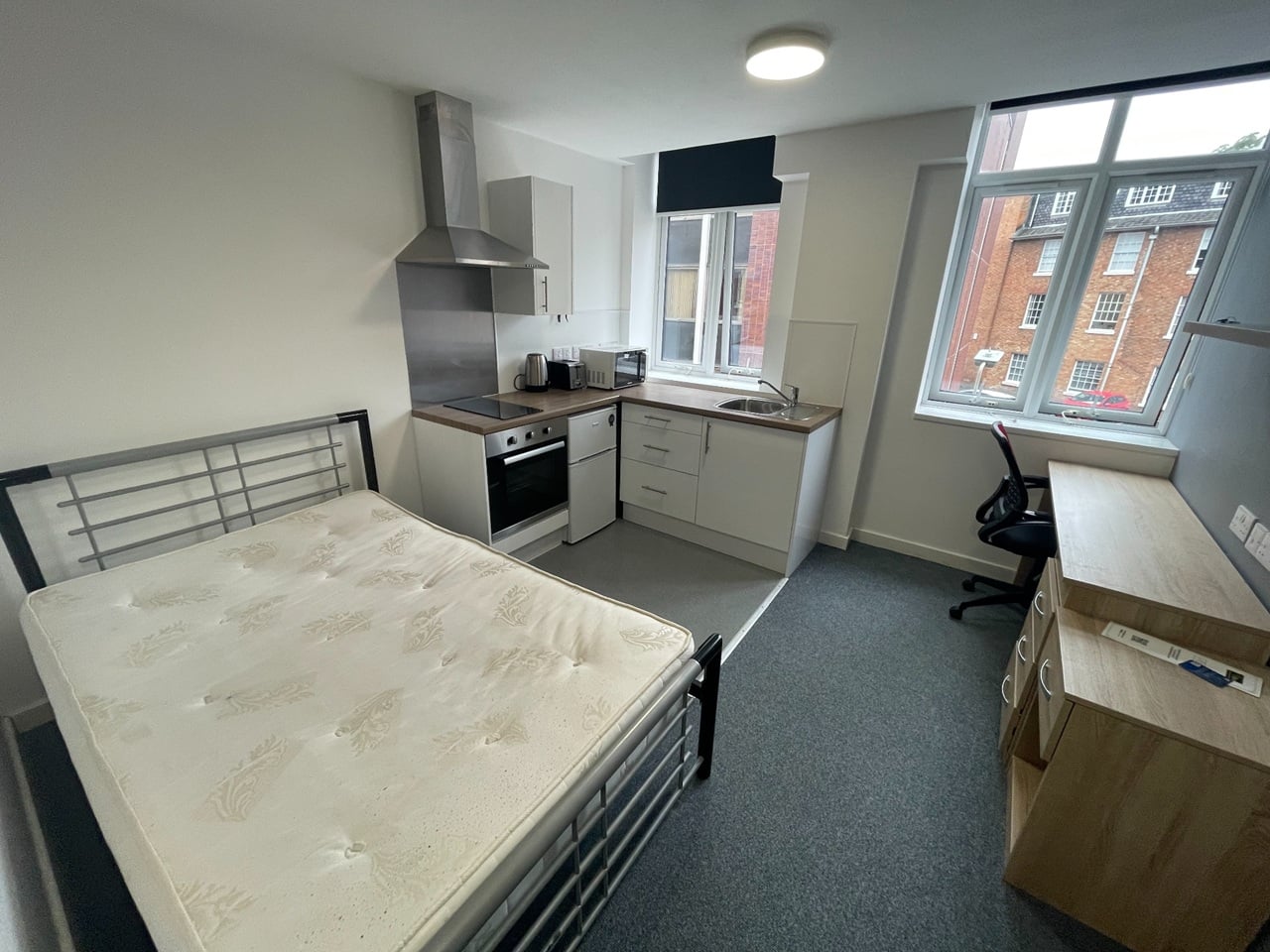 1 Bed Flat, Princess Road West, LE1 photo 3