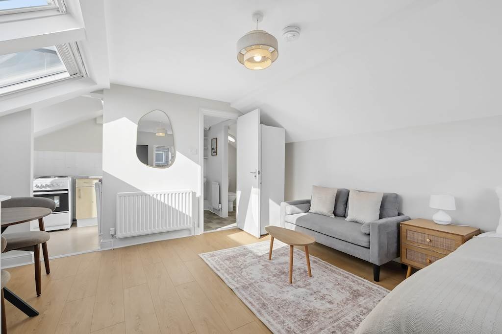 1 Bed Flat, Cambridge Gardens, W10