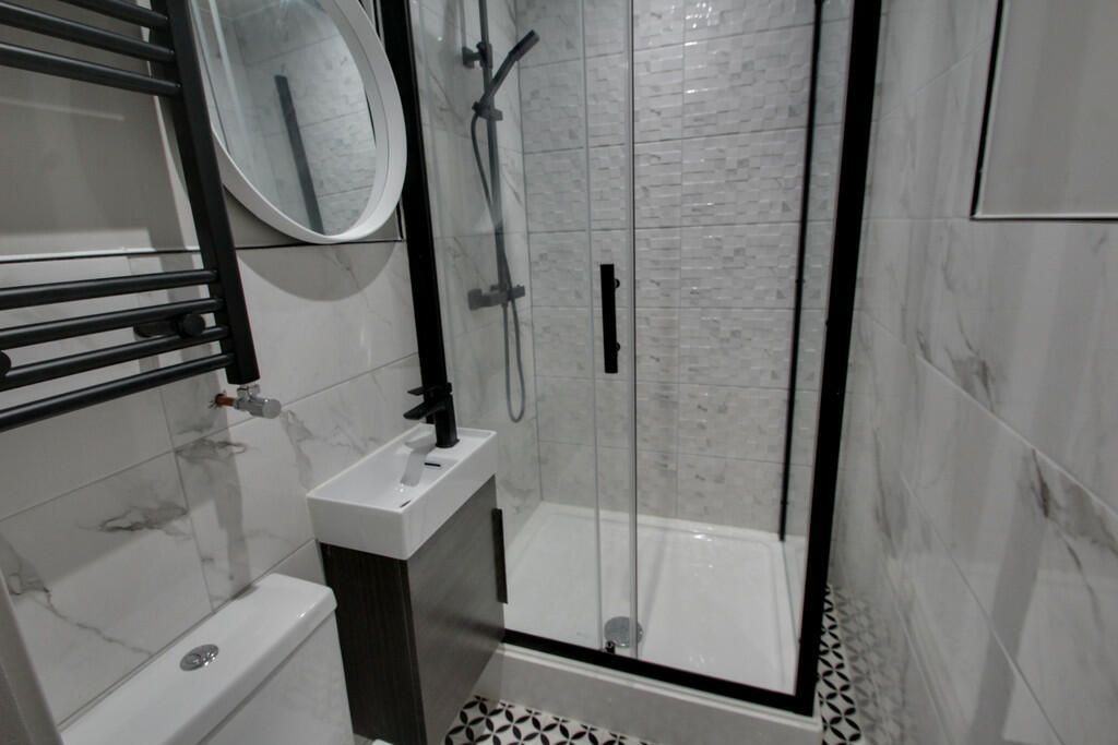 Room in a Shared House, Evesham Road, LE3 photo 3