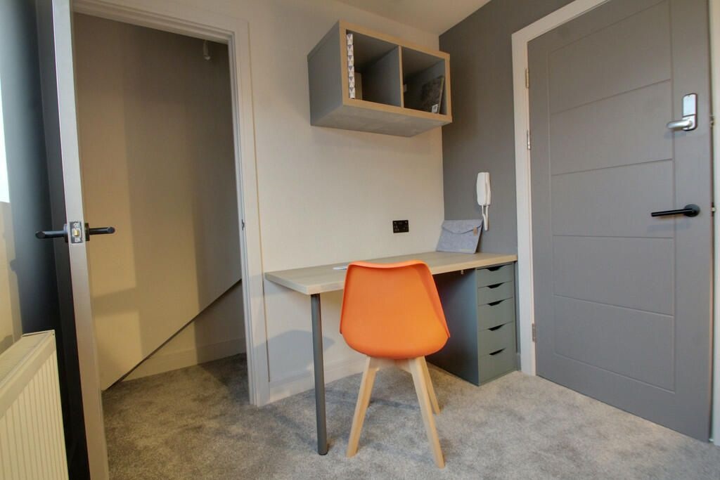 Room in a Shared House, Evesham Road, LE3 photo 2