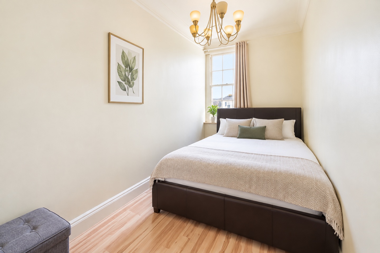 1 Bed Flat, Queensway, W2 photo 4