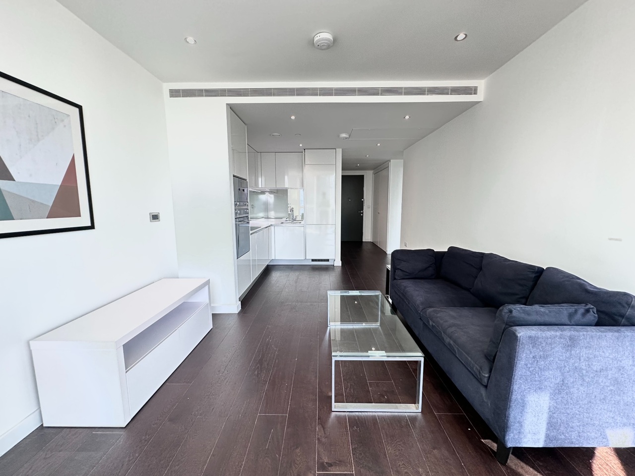 2 Bed Flat, Wandsworth Road, SW8