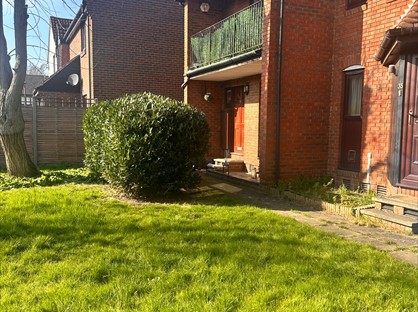 1 Bed End Terrace, Howland Way, SE16