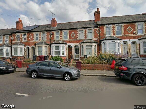 4 Bed Terraced House, Elgar Road South, RG2