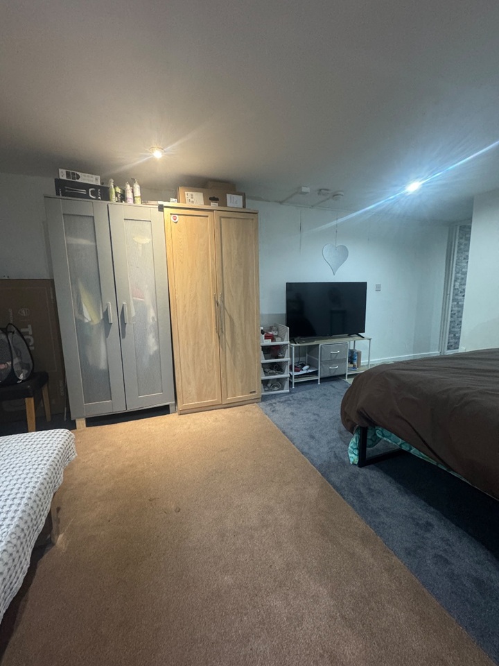 Studio Flat, Pearson Terrace, LS6 photo 3