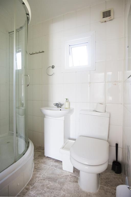 5 Bed Flat, Agar Grove, NW1 photo 3
