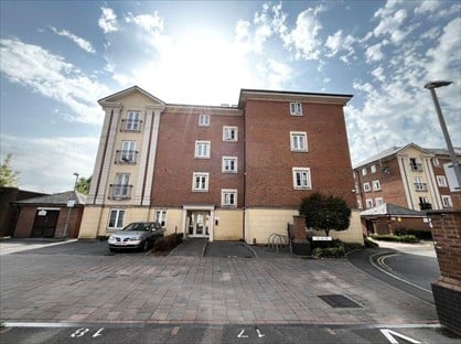 2 bed flat/apartment for rent in 2 Bed Flat, Brunel Crescent, SN2