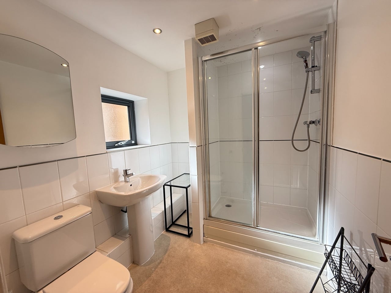 2 Bed Flat, Empress Court, OX1 photo 3