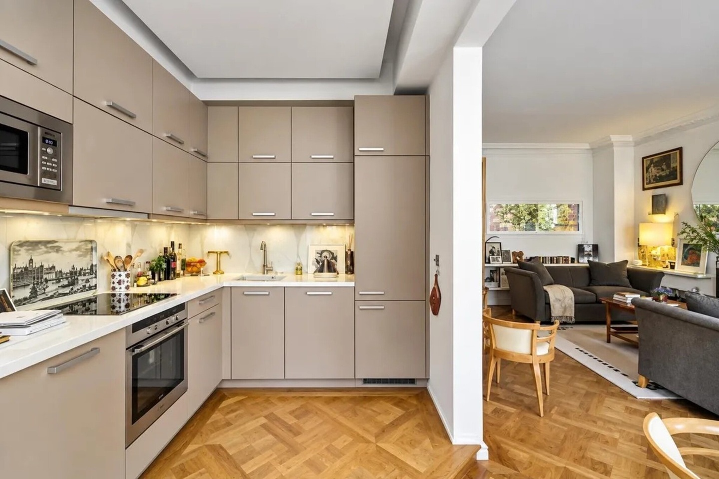 1 Bed Flat, Hyde Park Square, W2 photo 2