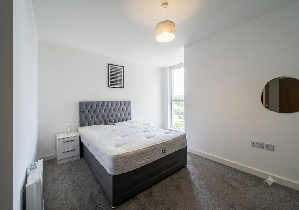 2 Bed Flat, Adelphi St, M3 photo 4