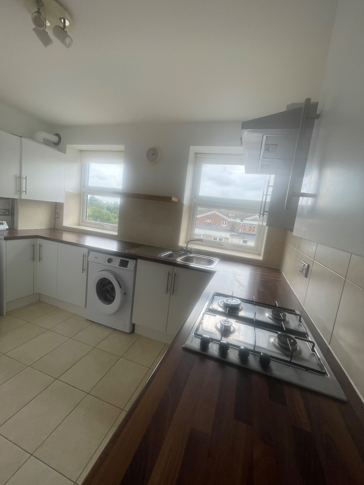 2 Bed Flat, London Road, BN1 photo 5