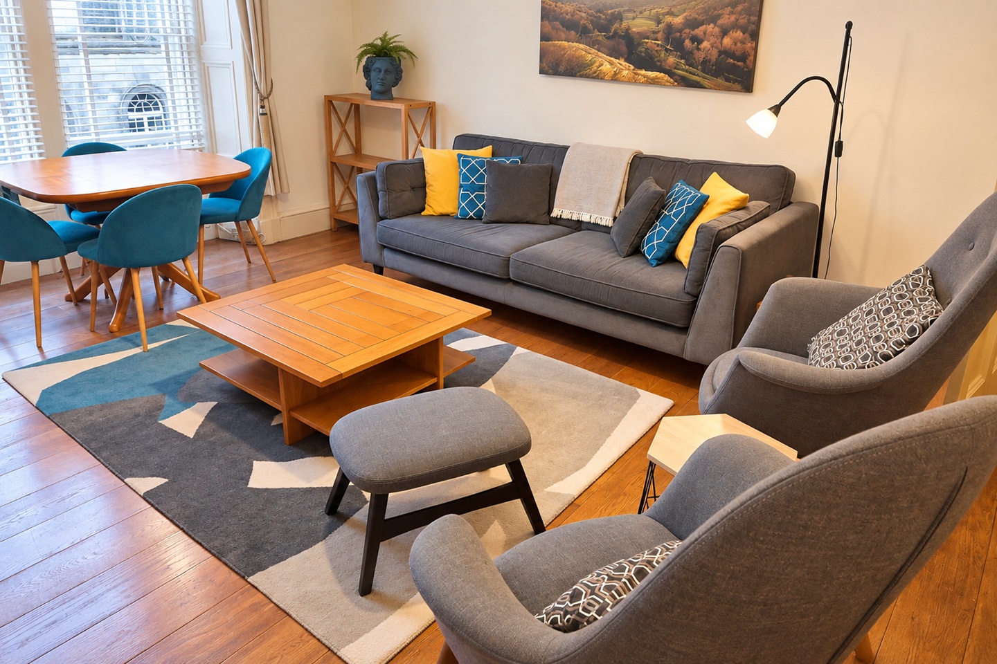 2 Bed Flat, Teviot Place, EH1 photo 5