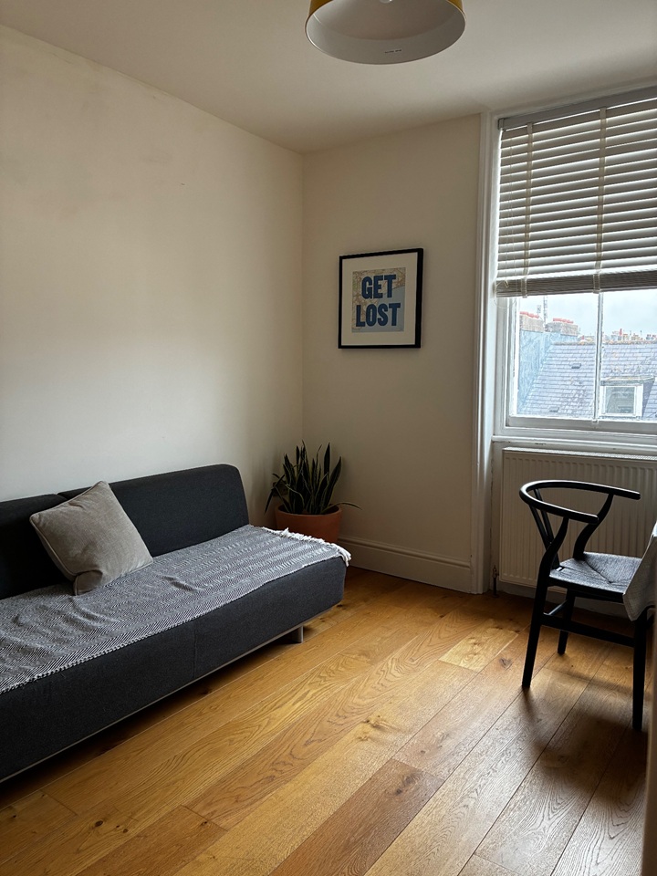 2 Bed Flat, Third Floor, BN3 photo 2
